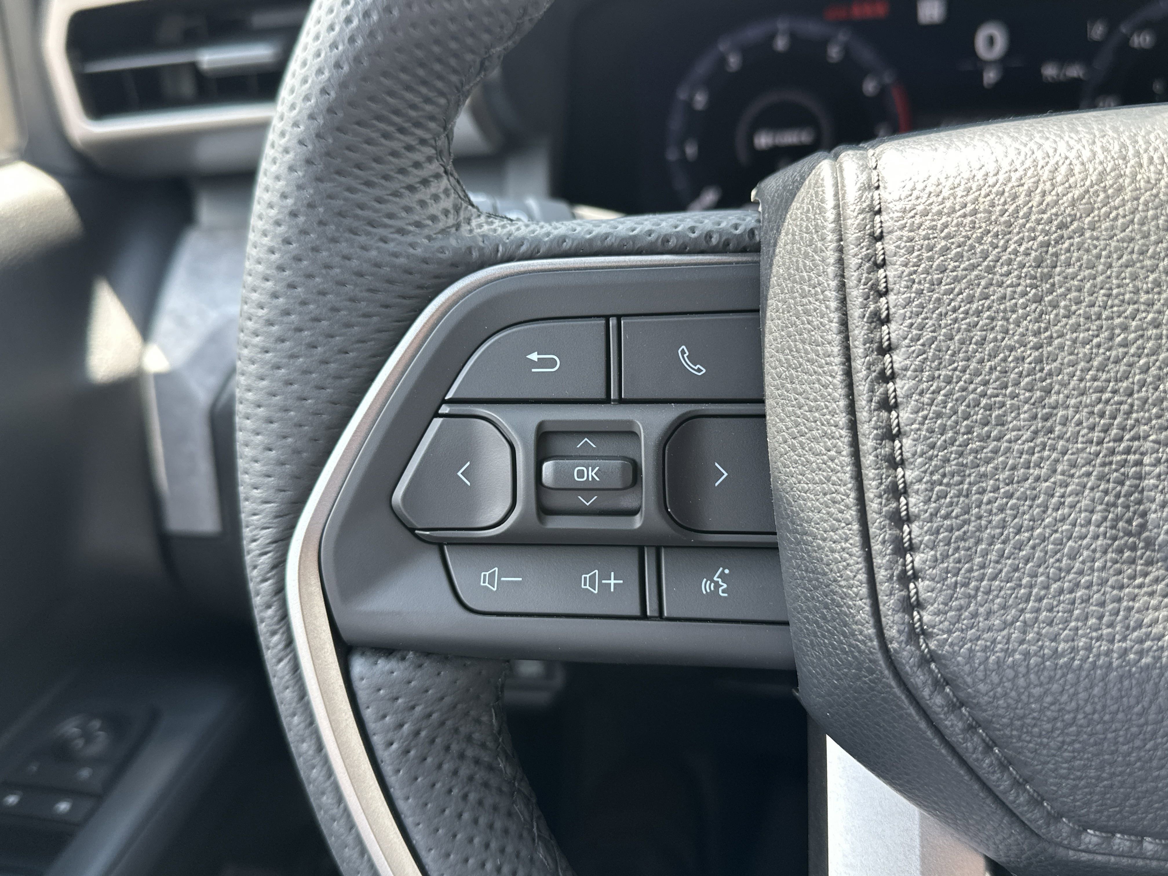 New 2025 Toyota Tacoma 4x4 Double Cab Hybrid image 18