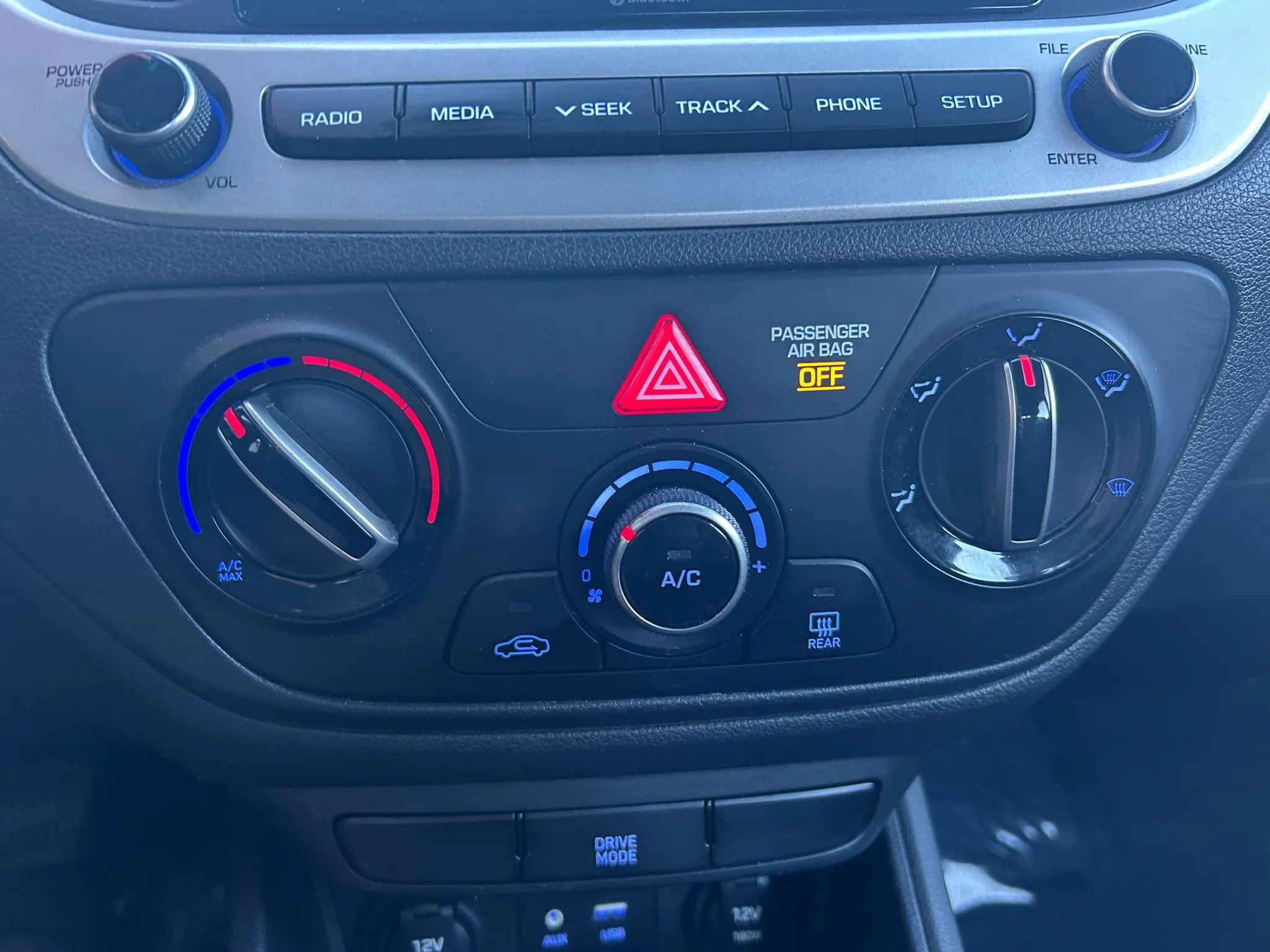 Used 2021 Hyundai Accent SE image 20