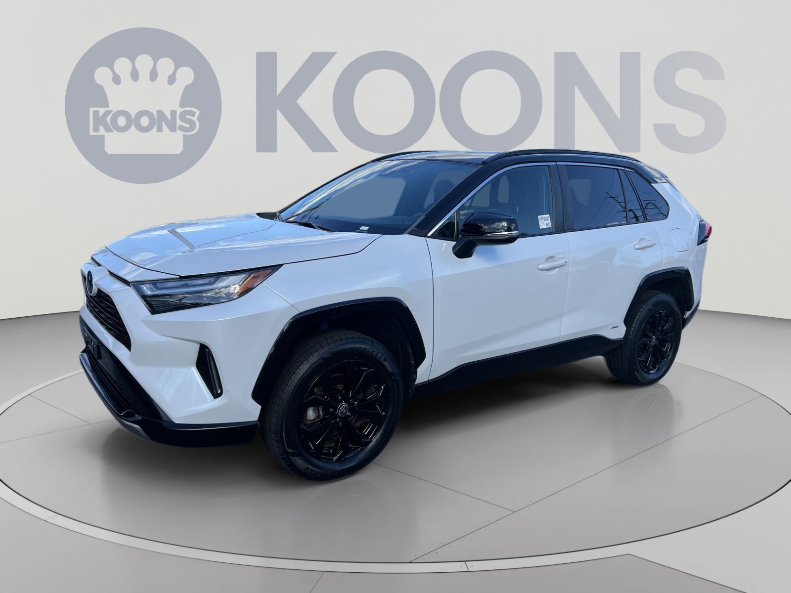 Used 2023 Toyota RAV4 XSE AWD/4WD image 1