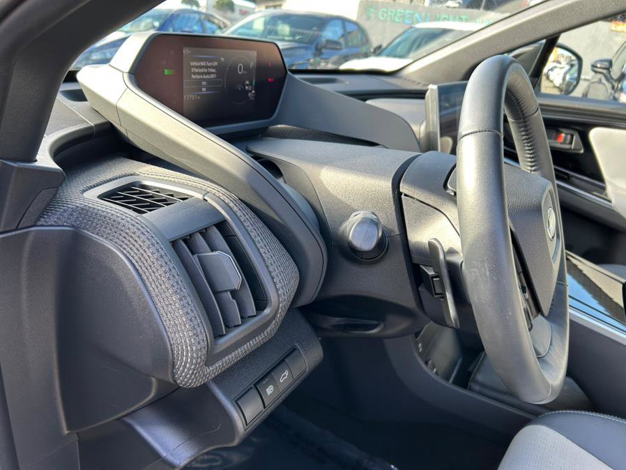 Used 2023 Subaru Solterra AWD image 14