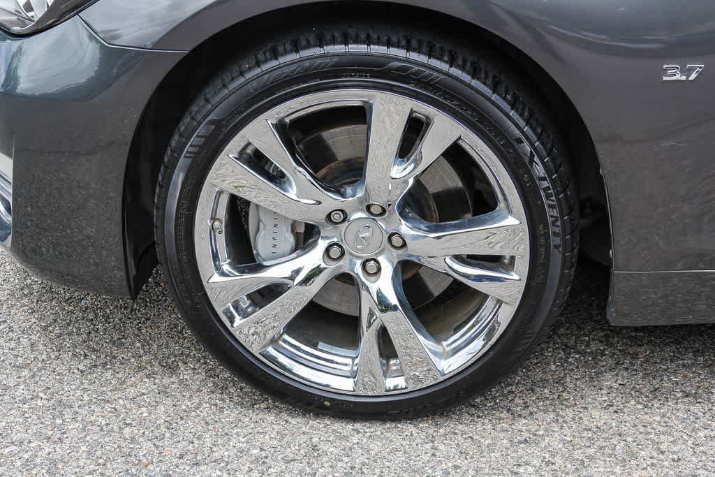 Used 2015 INFINITI Q70 L 3.7 w/ Deluxe Touring Package RWD image 9