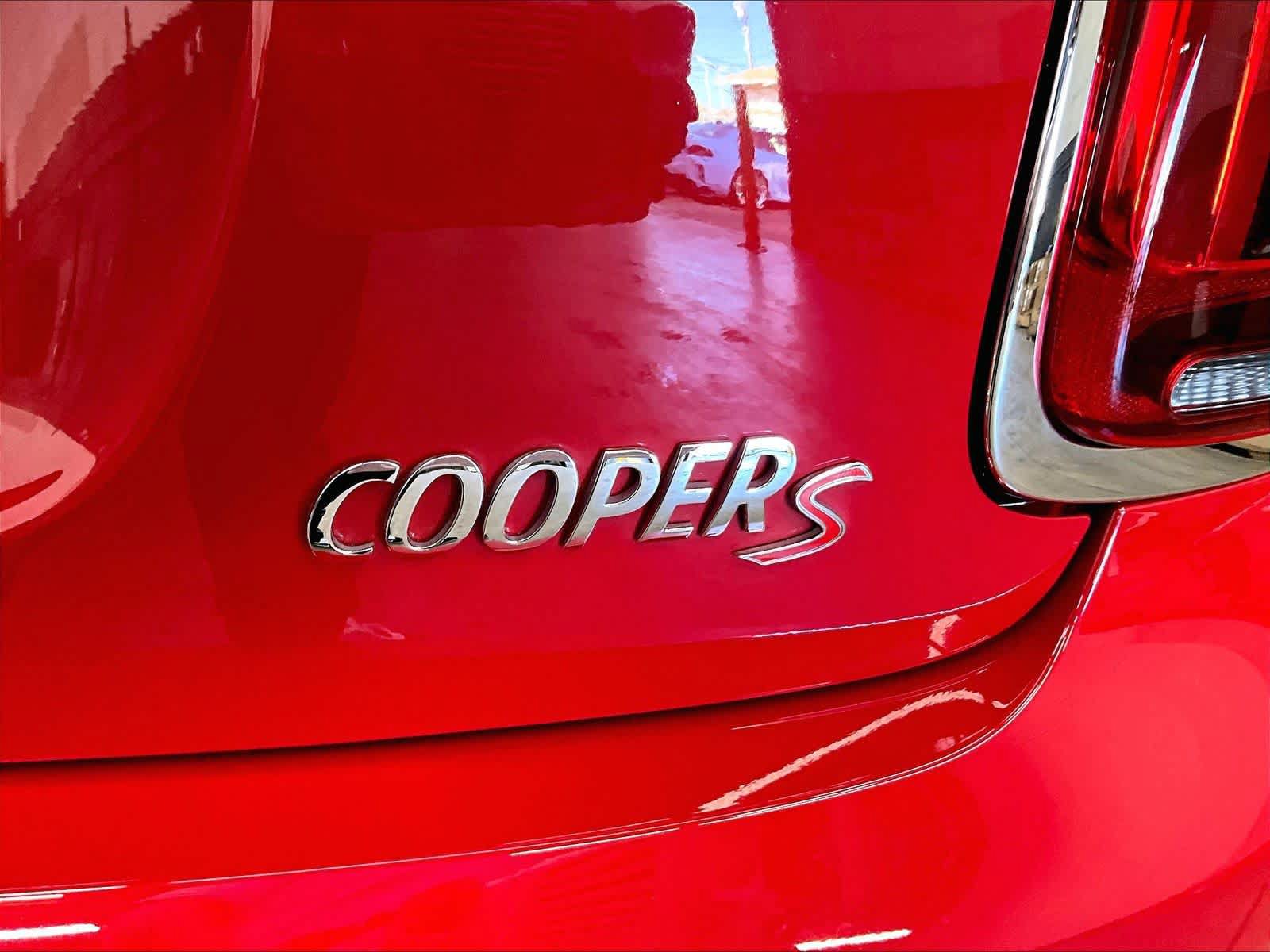 Used 2024 MINI Cooper S FWD image 11