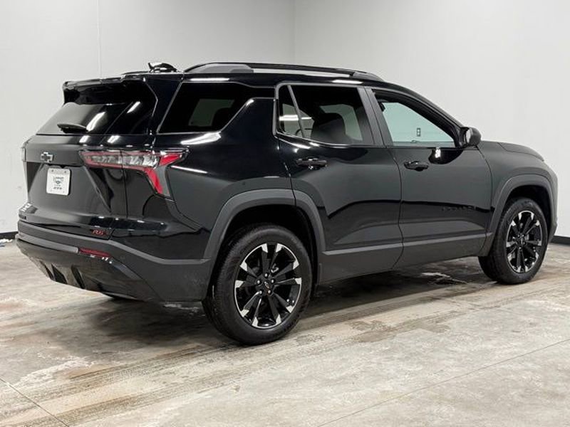 Used 2026 Chevrolet Equinox RS w/ Convenience Package III image 12