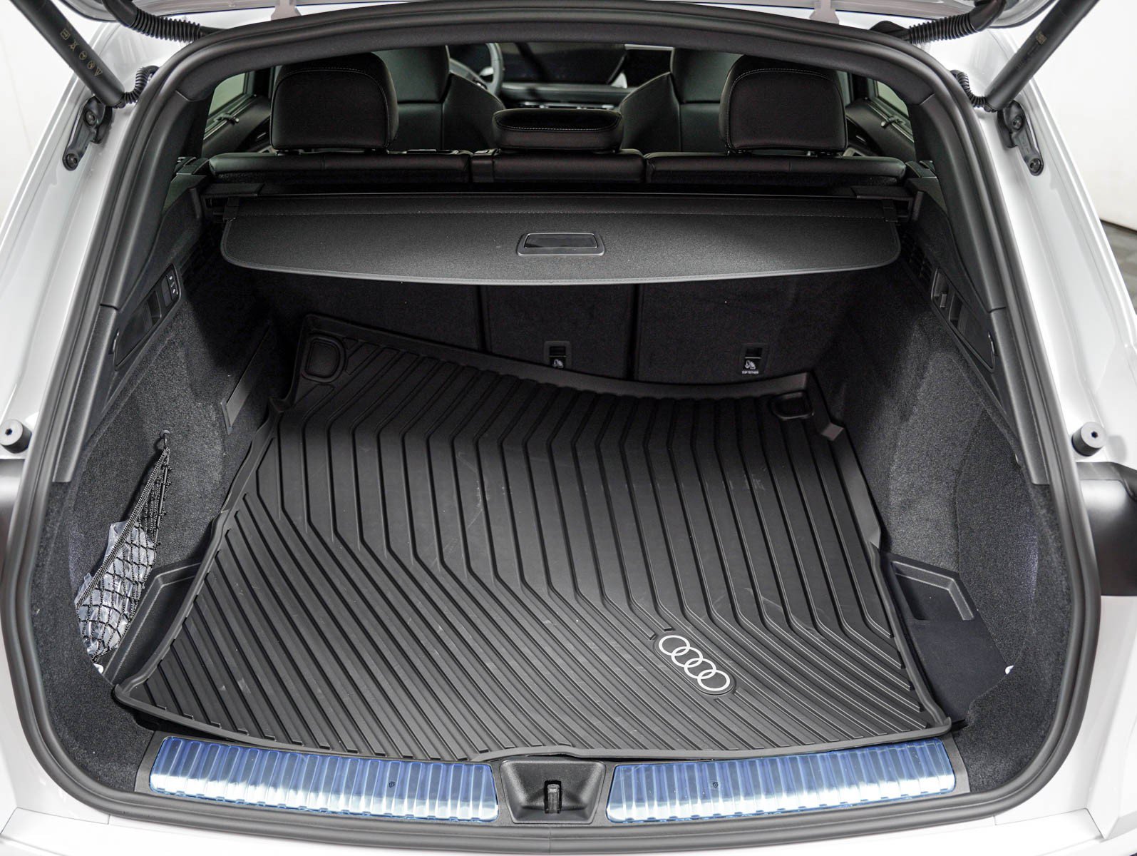 New 2026 Audi SQ5 Premium Plus AWD/4WD image 5