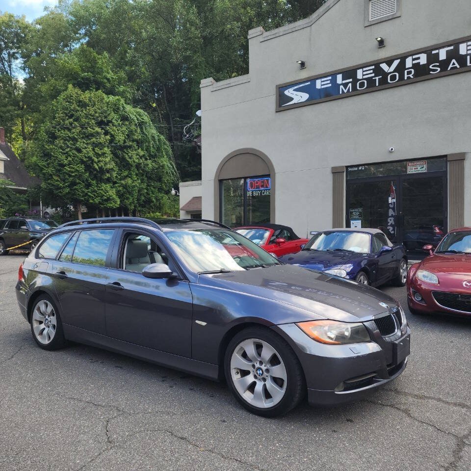 Used 2007 BMW 328i Wagon RWD image 1