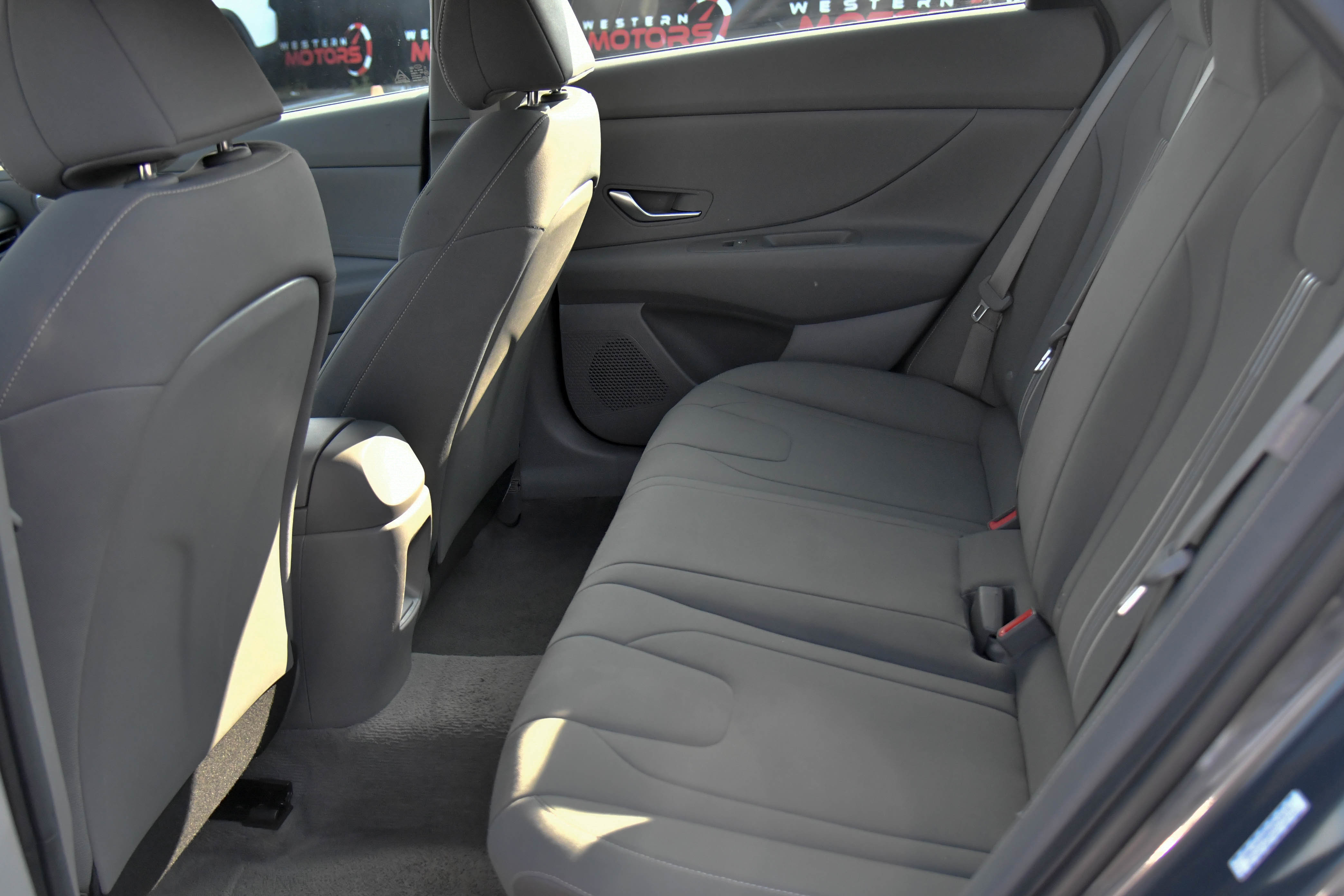 Used 2024 Hyundai Elantra SEL image 35