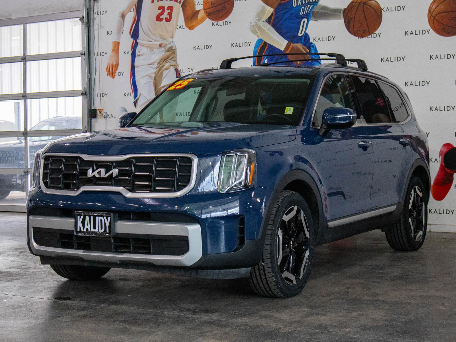 Used 2025 Kia Telluride S AWD/4WD image 22