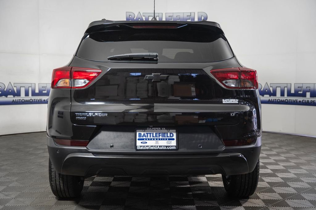 Used 2023 Chevrolet TrailBlazer LT w/ Convenience Package image 5