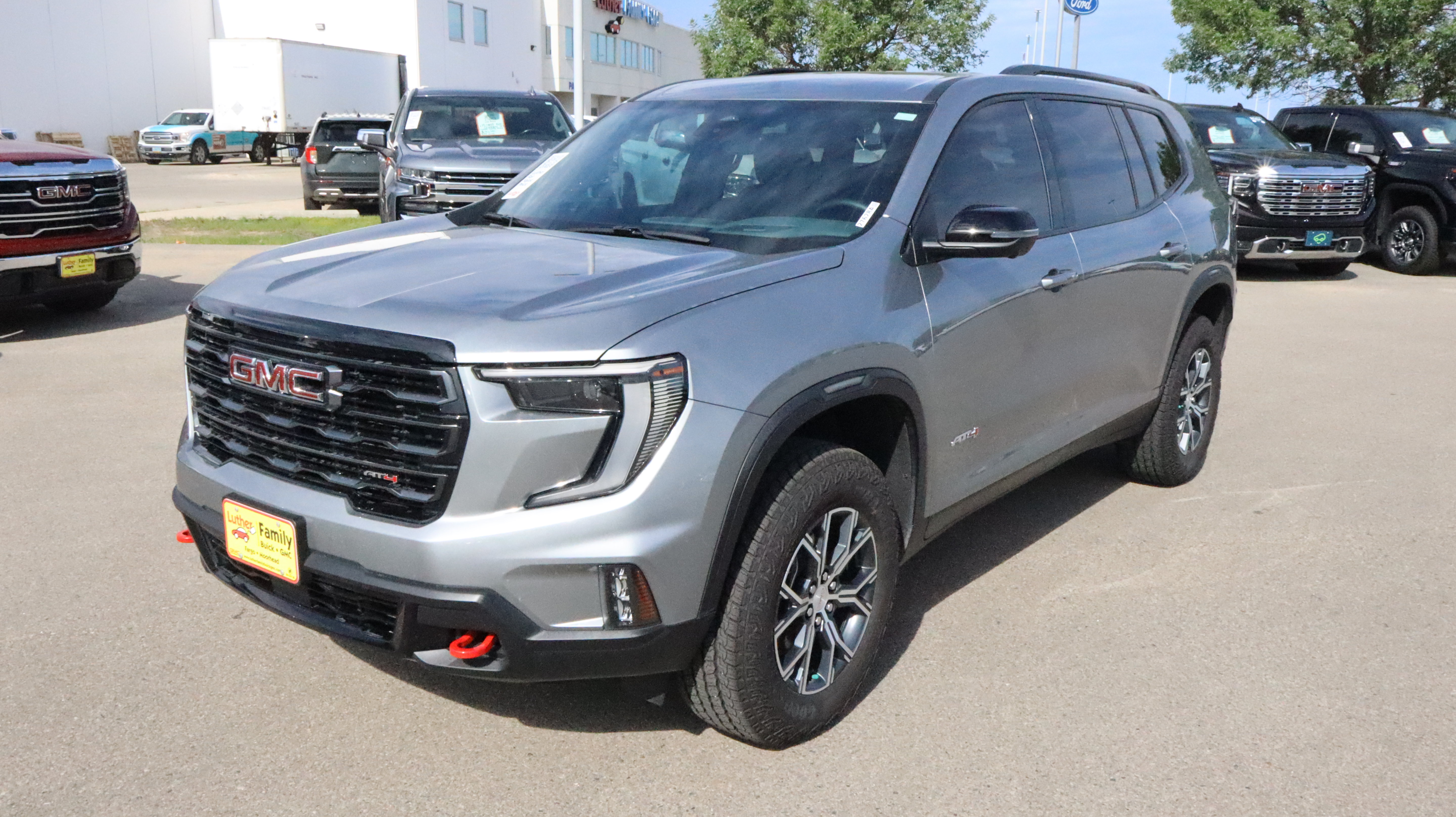 Used 2026 GMC Acadia AT4 w/ LPO, Floor Liner Package AWD/4WD image 3