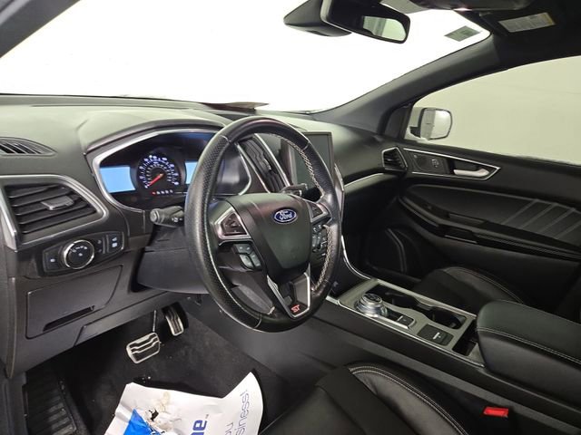 Used 2021 Ford Edge ST image 14