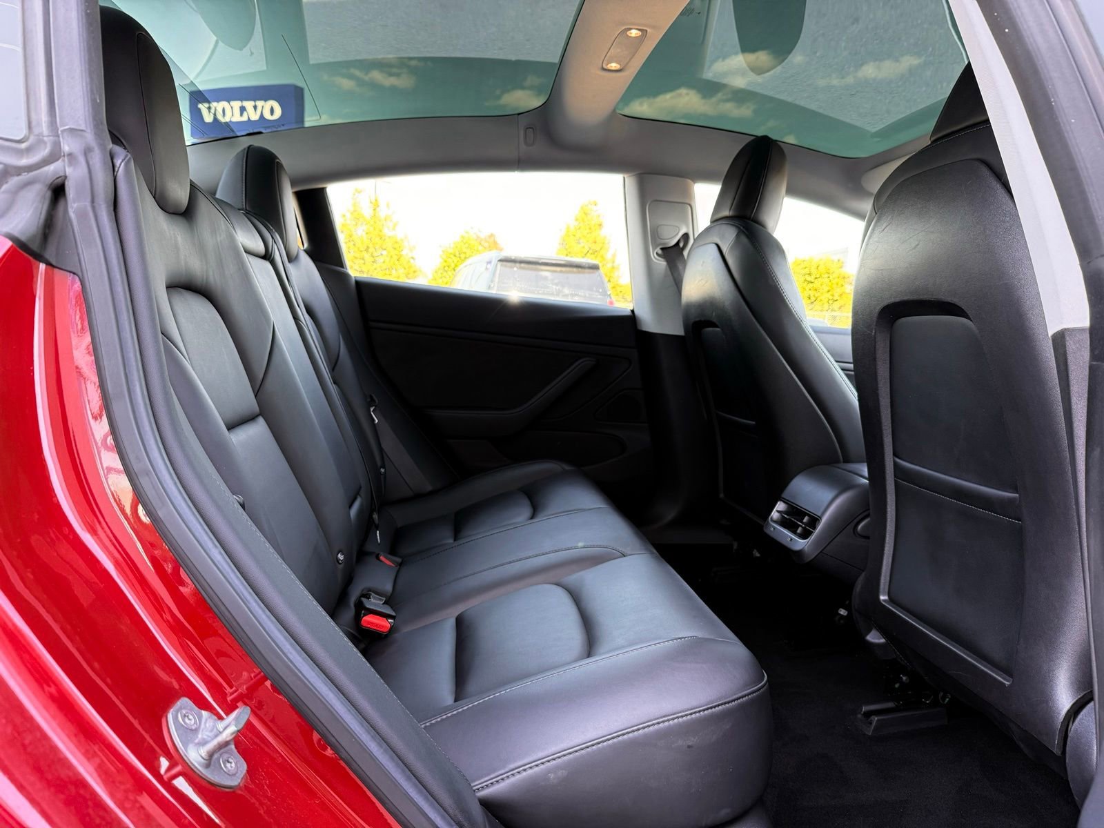 Used 2018 Tesla Model 3 Long Range RWD image 23