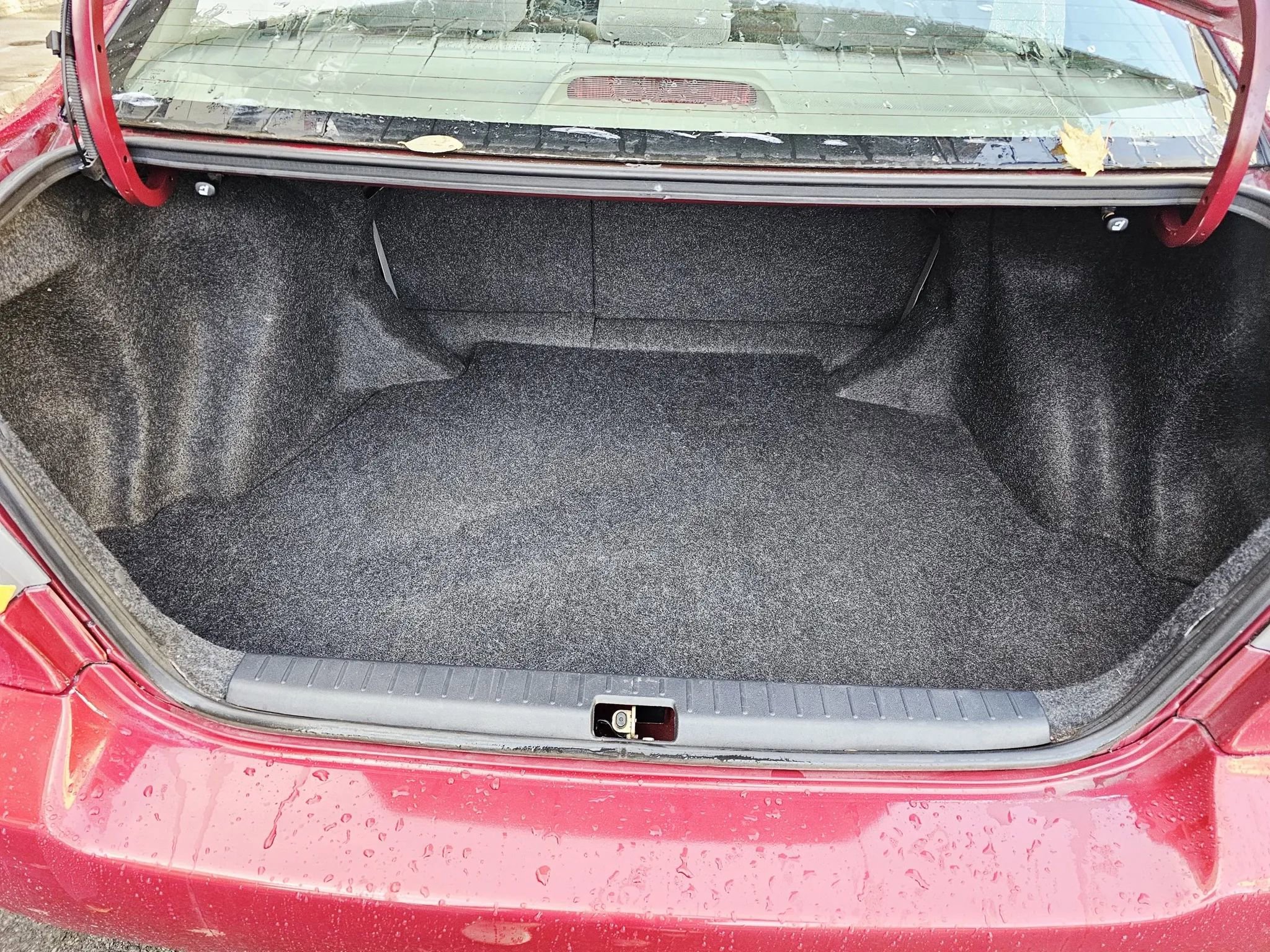 Used 2005 Toyota Corolla CE image 18