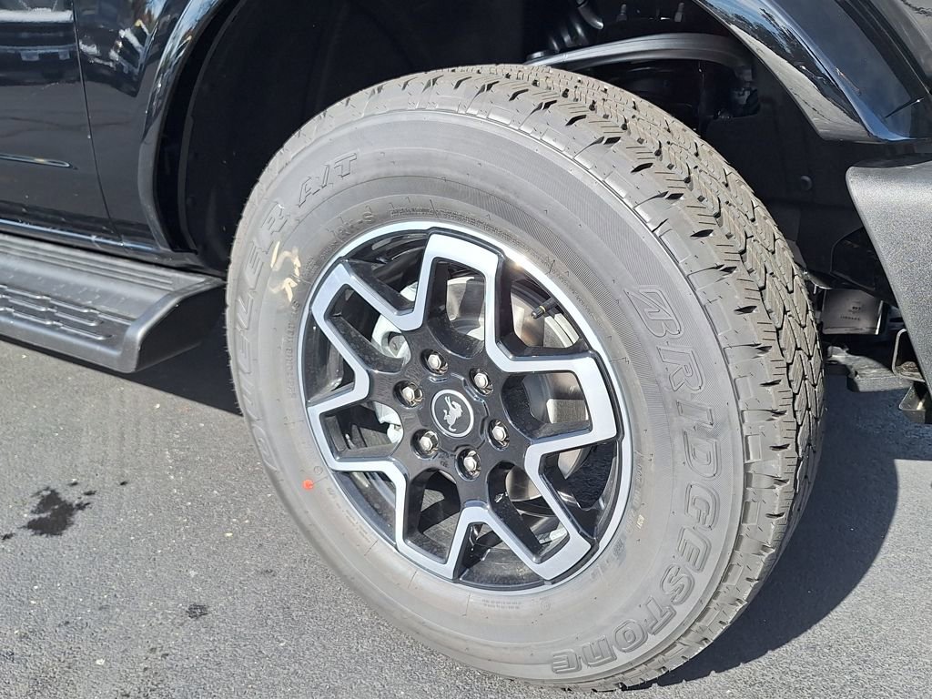 New 2025 Ford Bronco Outer Banks image 22