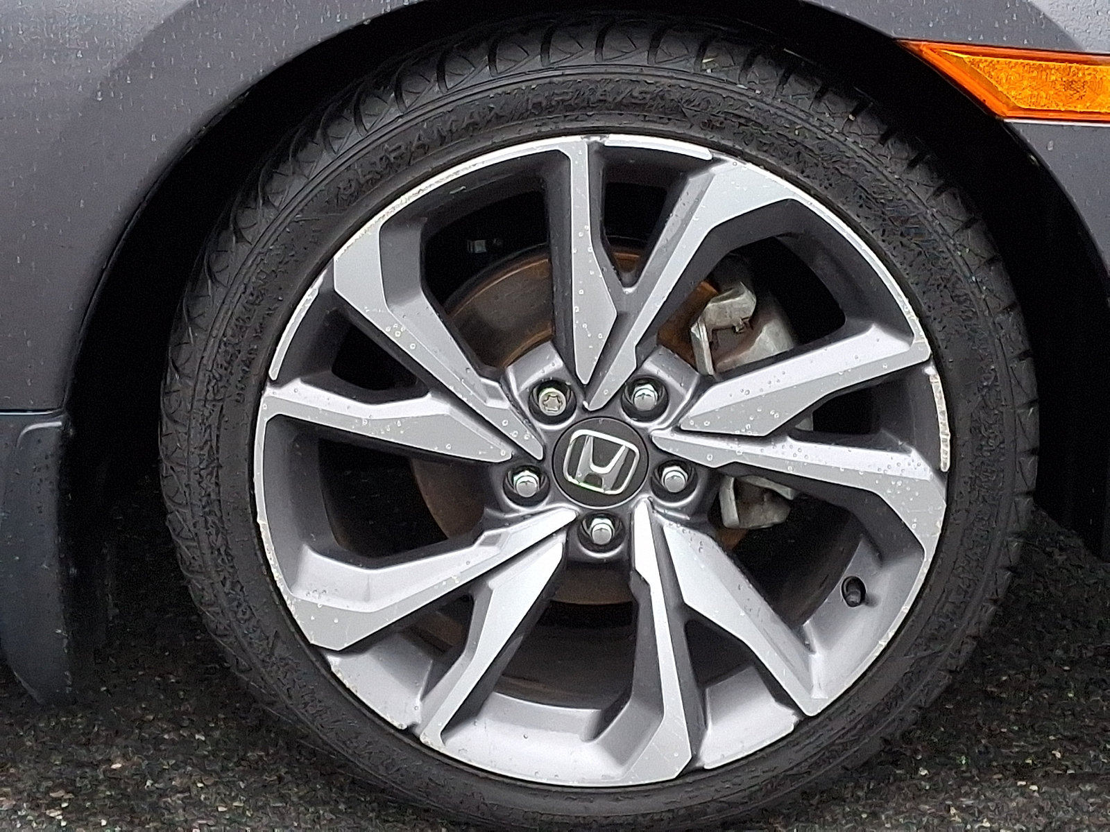 Used 2019 Honda Civic Touring image 8