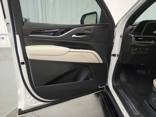 Used 2024 Cadillac Escalade Sport RWD image 36