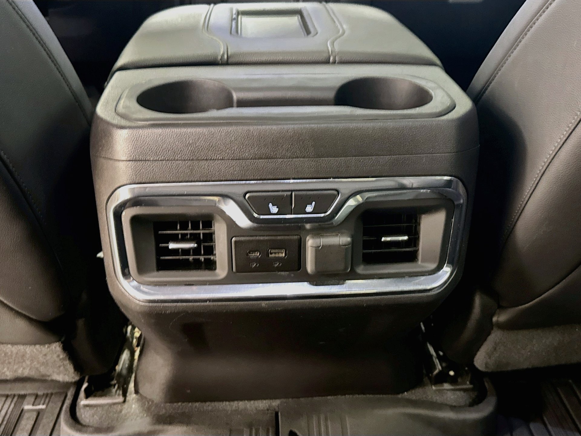 Used 2020 GMC Sierra 1500 SLT w/ SLT Premium Plus Package AWD/4WD image 27