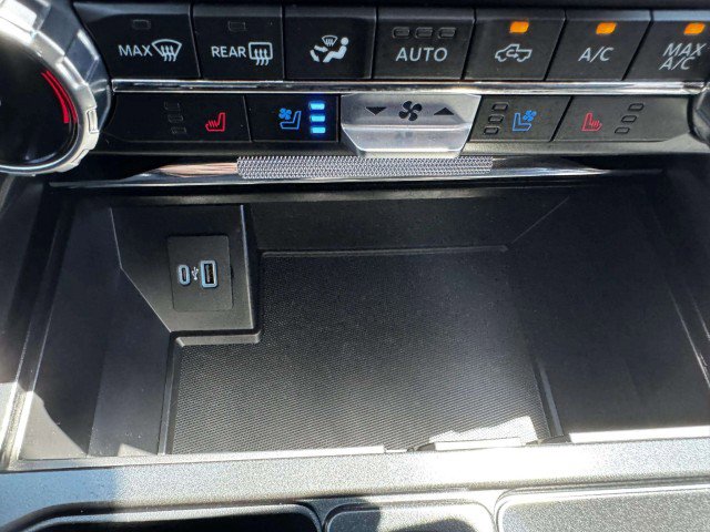 Used 2022 Ford F150 Raptor image 35