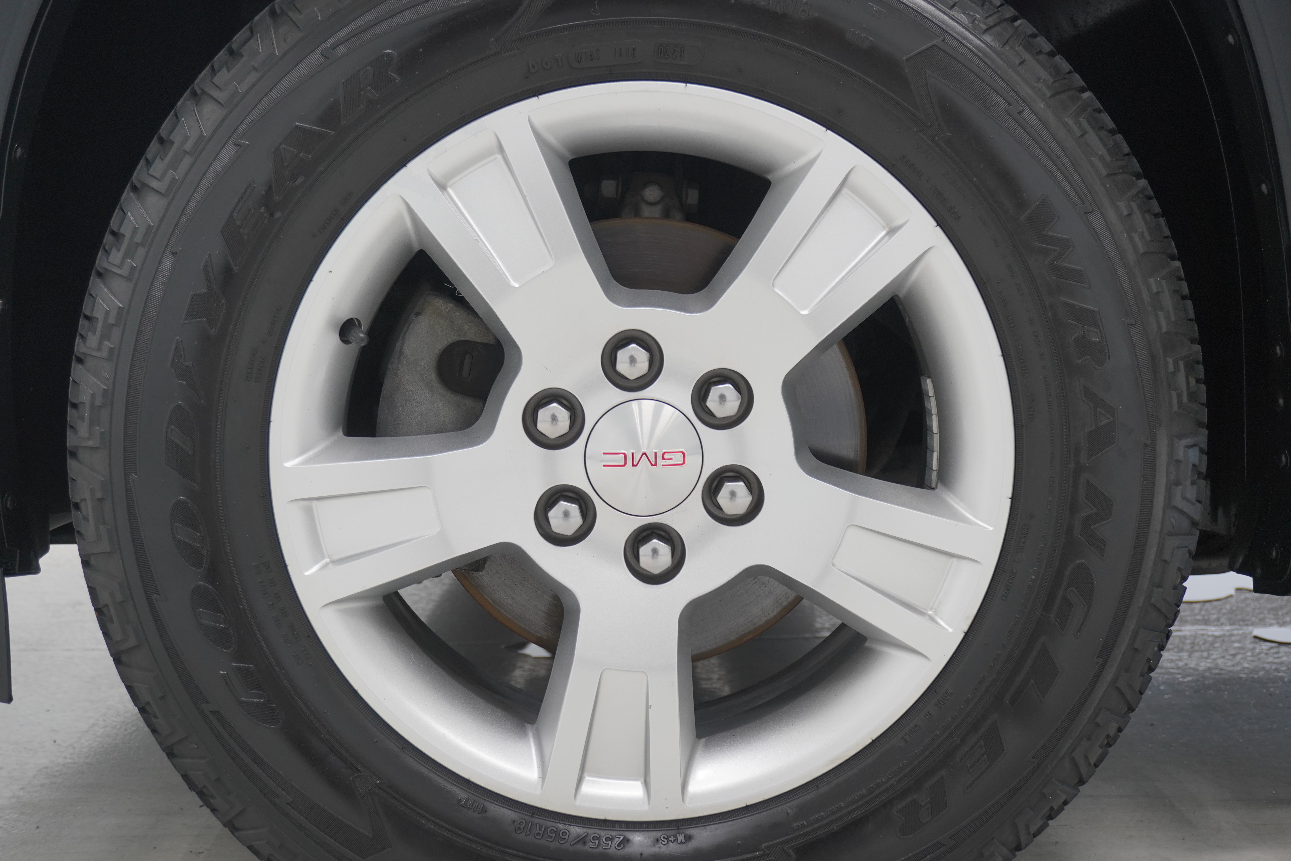 Used 2012 GMC Acadia SL FWD image 26