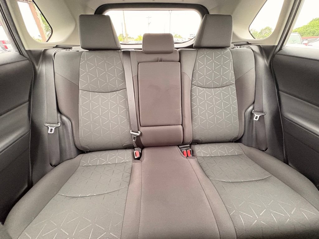 Used 2024 Toyota RAV4 XLE FWD image 28