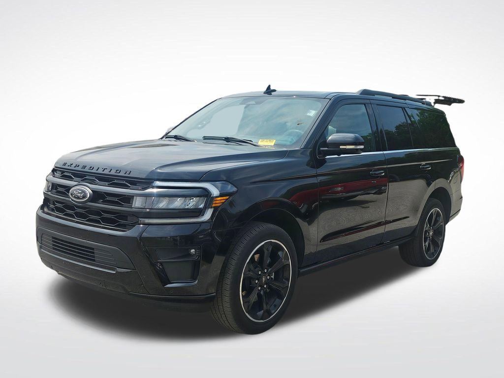 Used 2024 Ford Expedition Limited RWD image 2