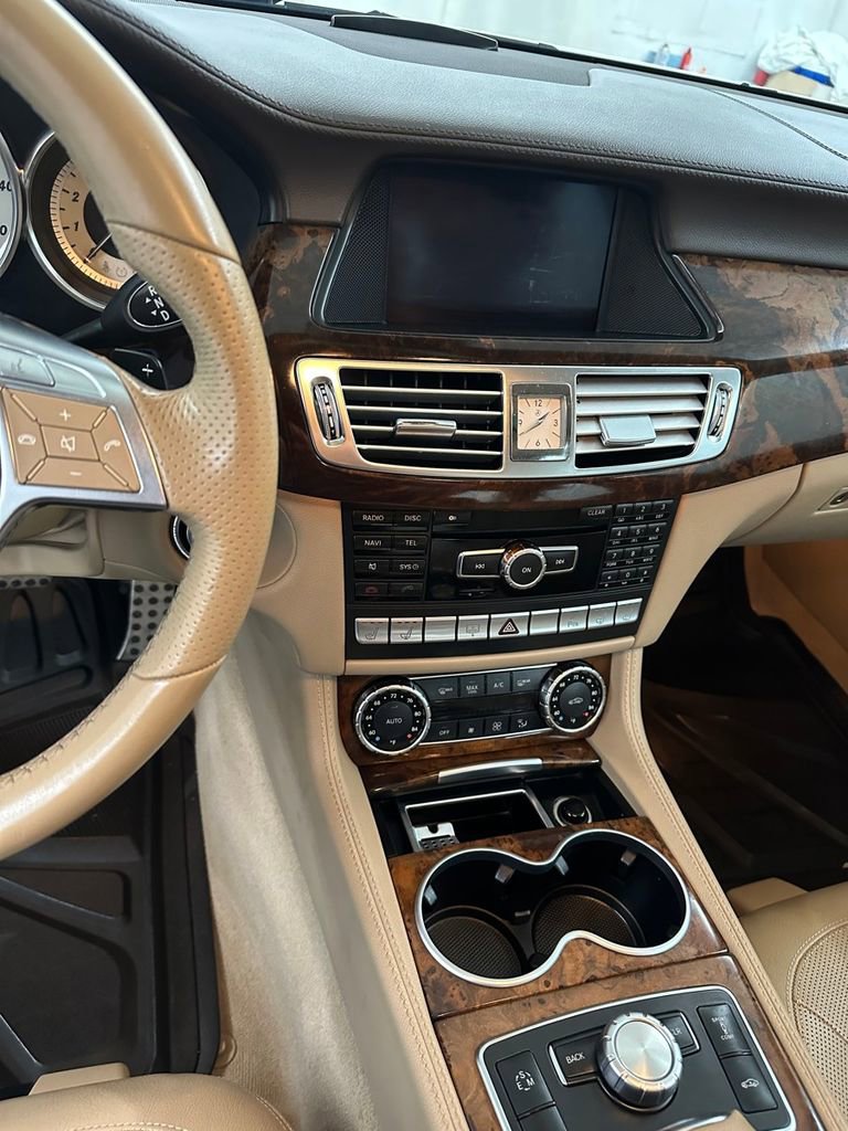 Used 2012 Mercedes-Benz CLS 550 4MATIC image 14
