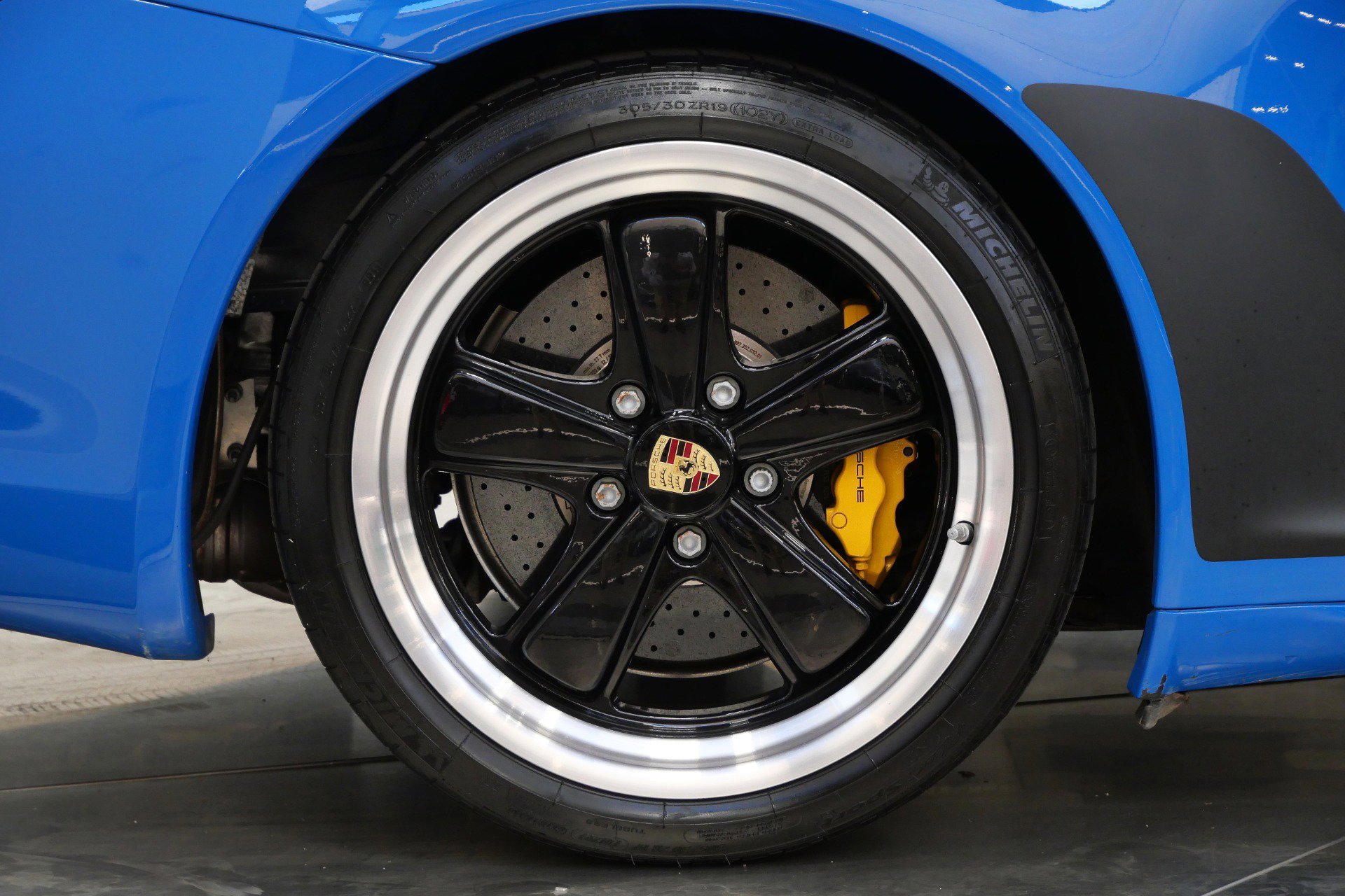 Used 2011 Porsche 911 Speedster image 46