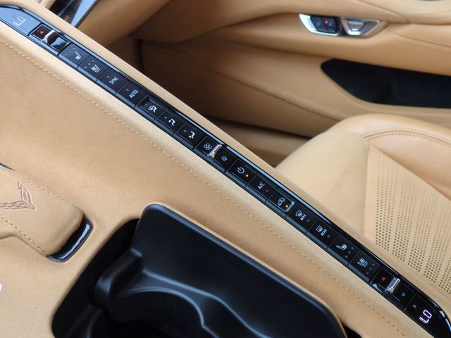 Used 2021 Chevrolet Corvette Stingray Premium Conv w/ Z51 Performance Package RWD image 19