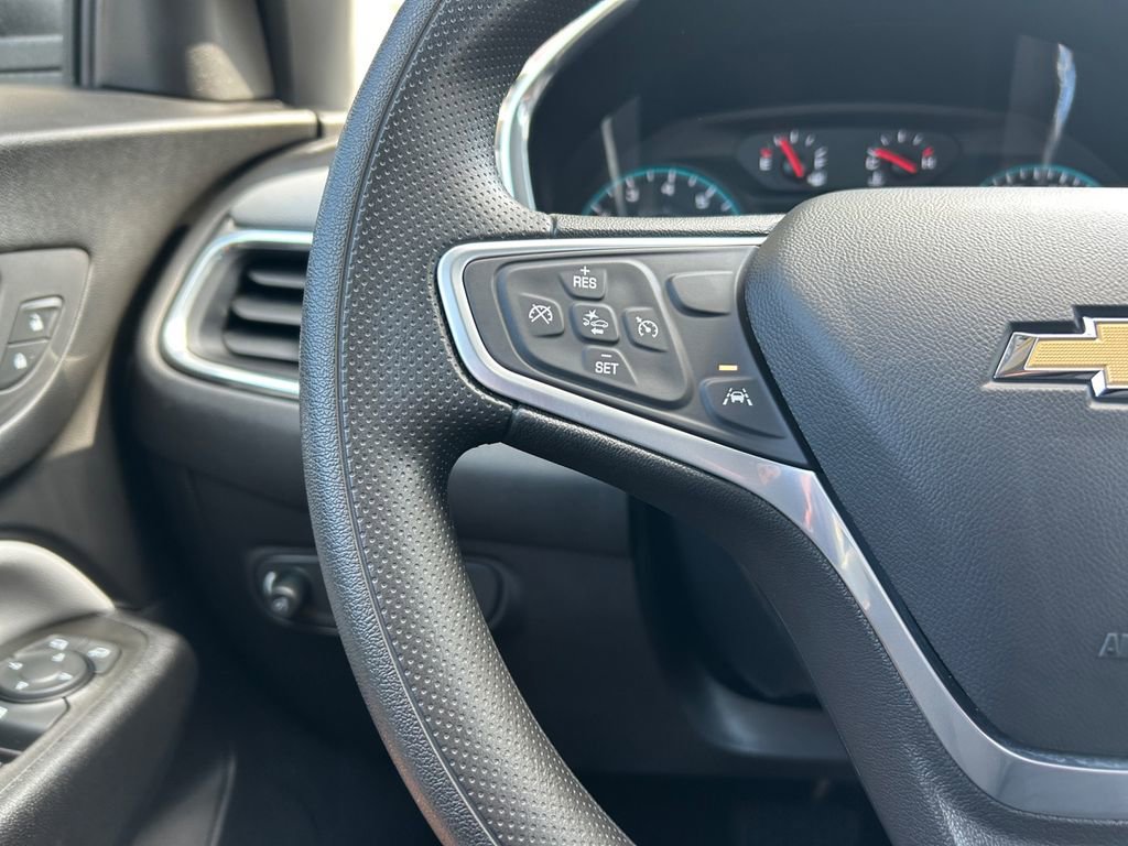 Used 2022 Chevrolet Equinox LS image 17