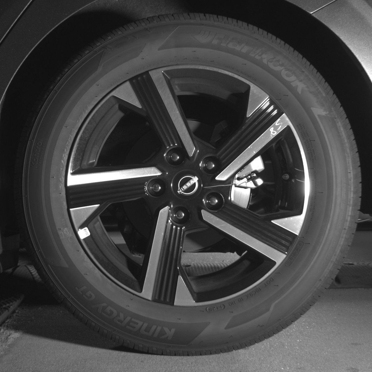 Used 2025 Nissan Sentra SV image 14