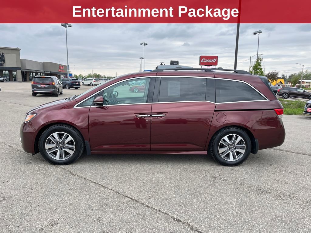 Used 2016 Honda Odyssey Touring Elite image 2