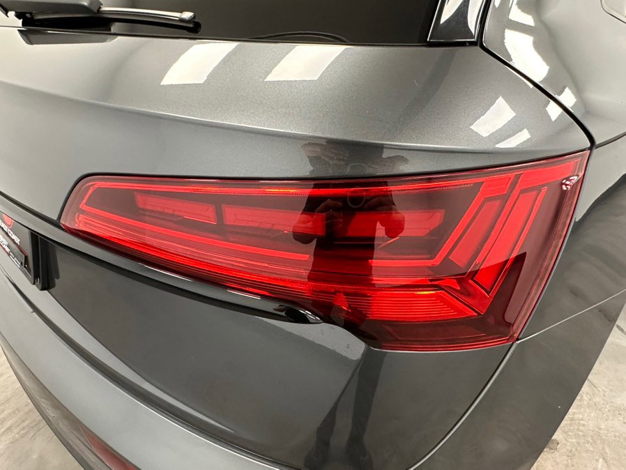 Used 2023 Audi SQ5 Prestige w/ Prestige Package AWD/4WD image 13