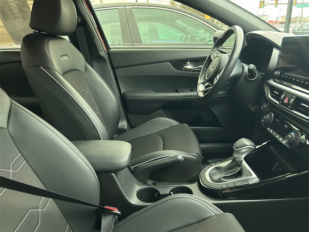 Used 2023 Kia Forte GT-Line image 25