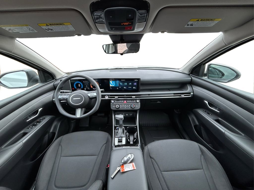 New 2026 Hyundai Tucson SE image 17