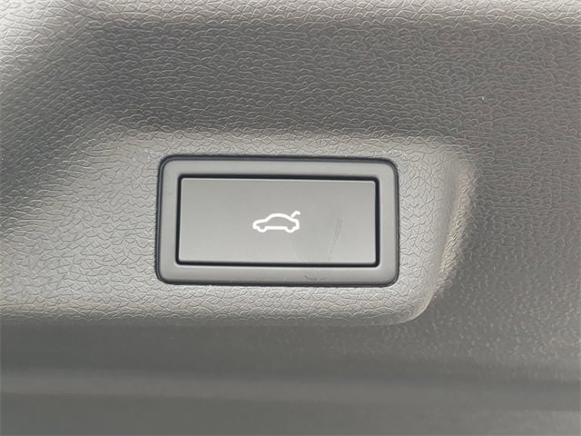 New 2025 Volkswagen ID. Buzz Pro S Plus image 10