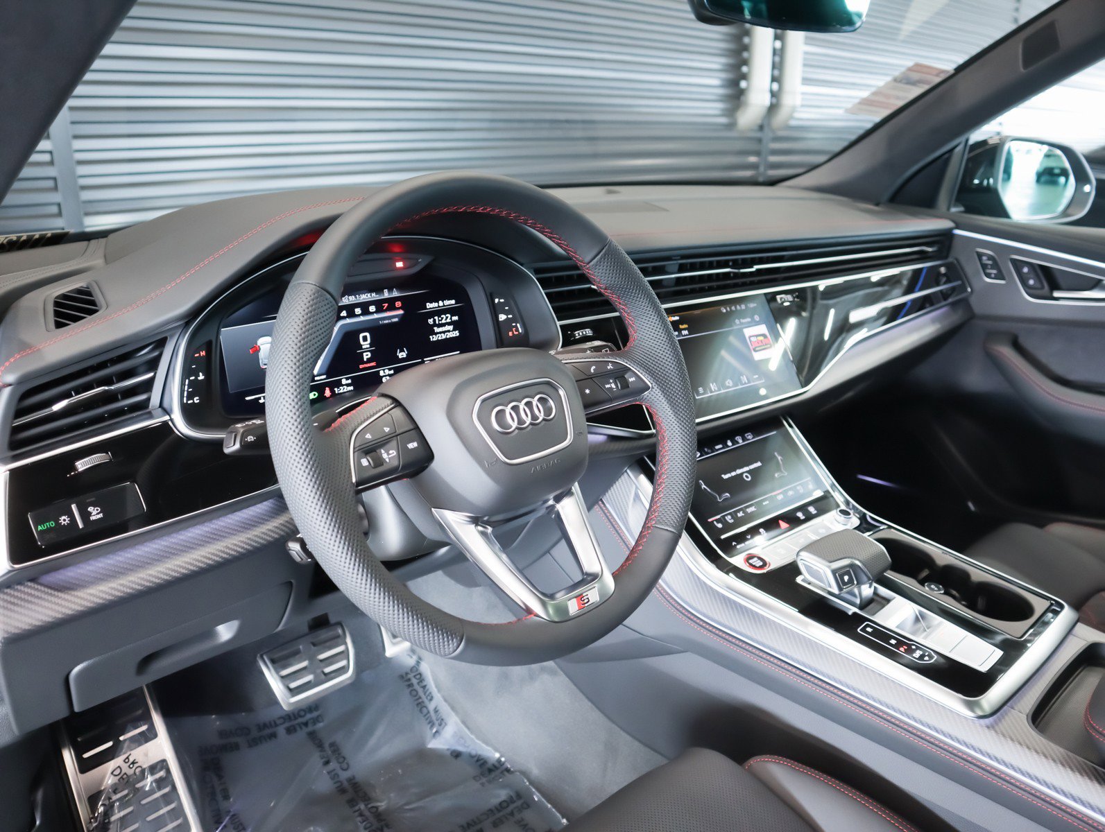 New 2026 Audi SQ8 Prestige image 17