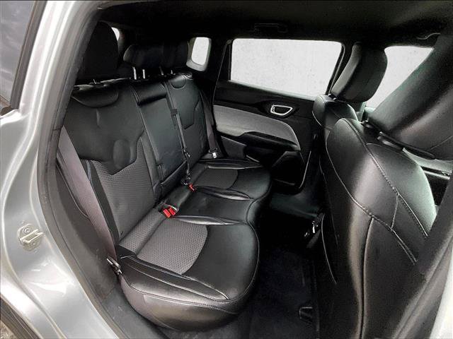 Used 2024 Jeep Compass Latitude AWD/4WD image 26