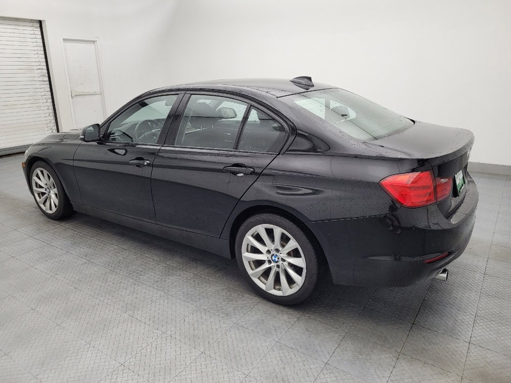 Used 2015 BMW 320i xDrive Sedan AWD/4WD image 3