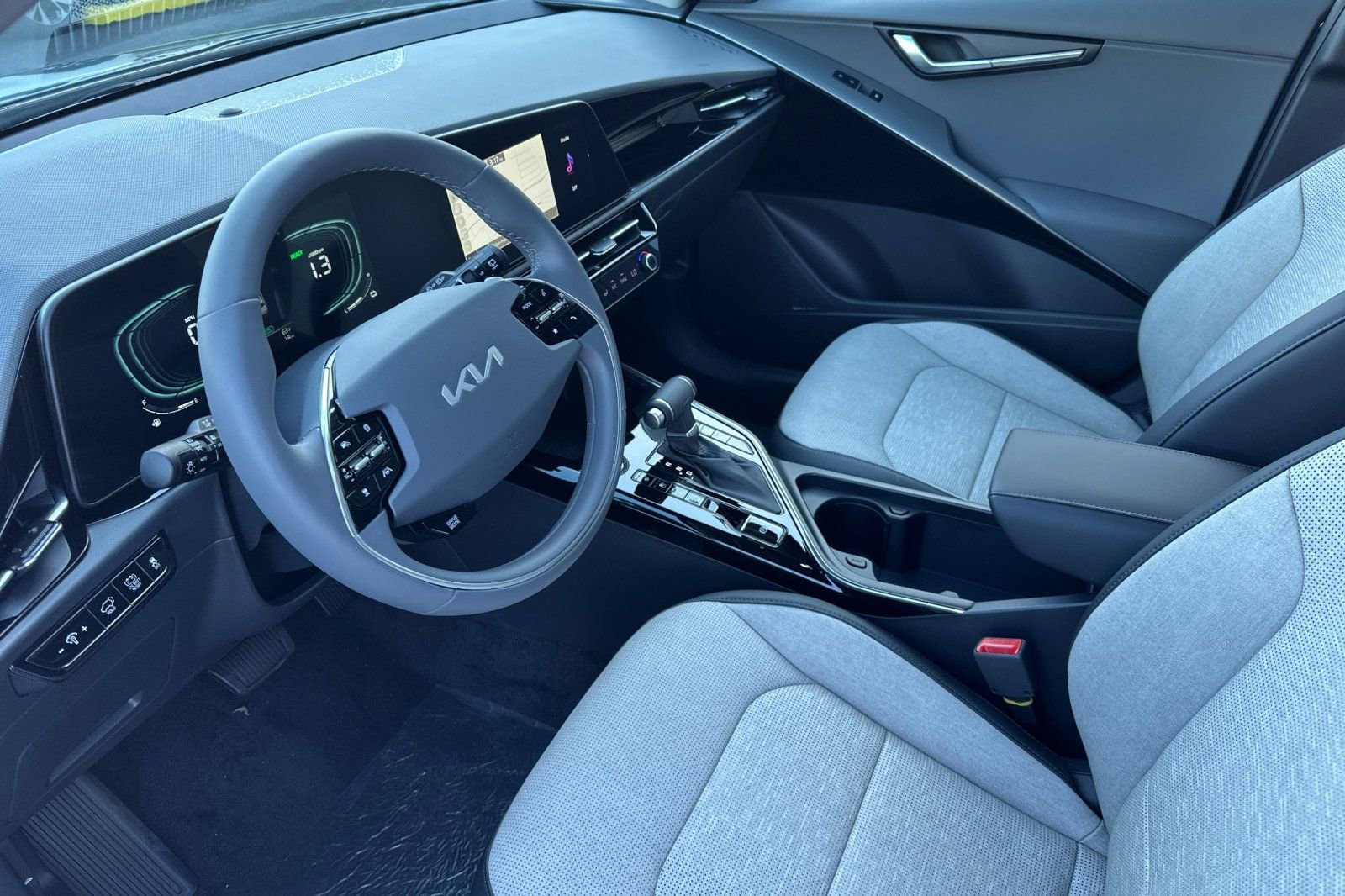 New 2026 Kia Niro SX image 10