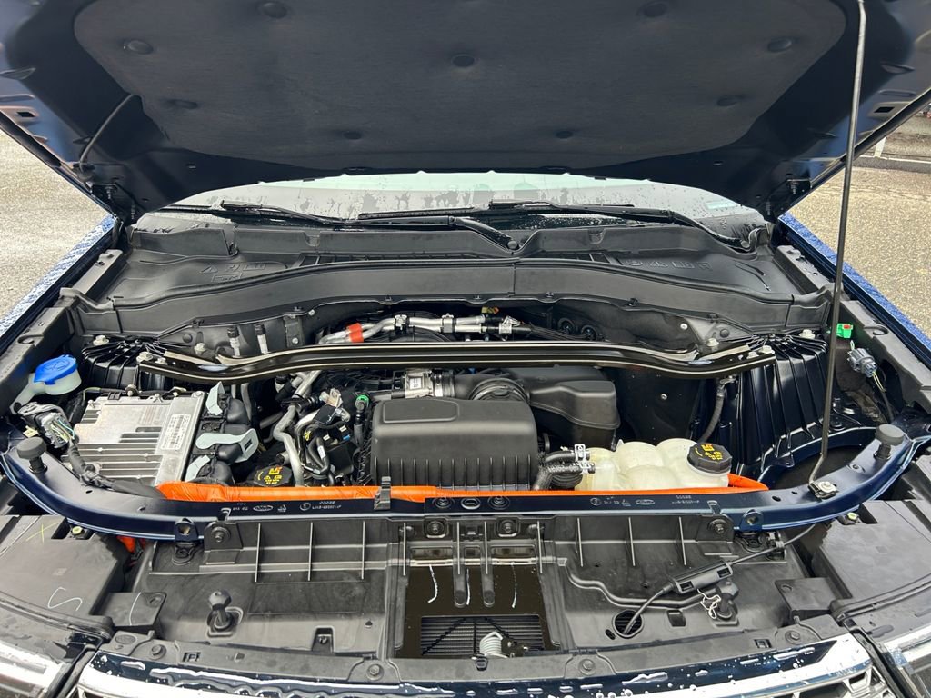 Used 2021 Ford Explorer Limited w/ Hybrid Equipment Group 310A image 29