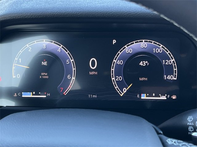 New 2025 Jeep Grand Cherokee Altitude image 17