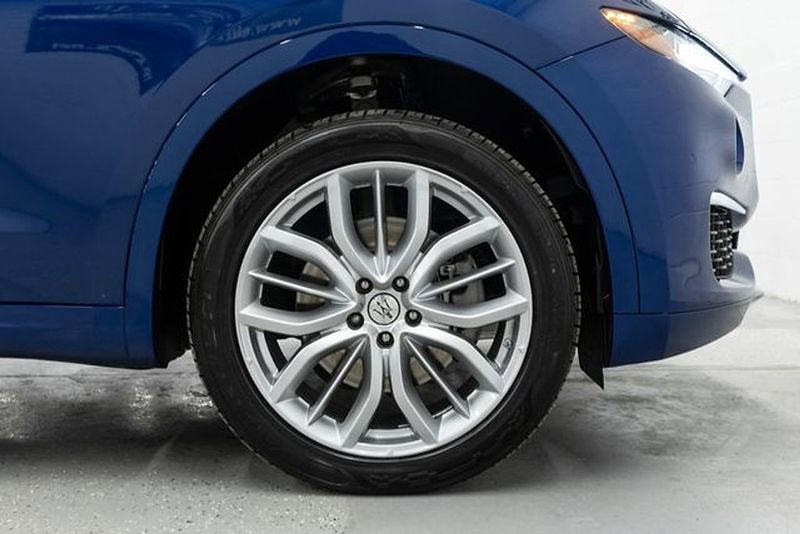 Used 2022 Maserati Levante GT image 32