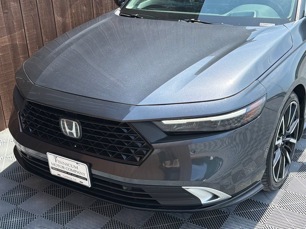 Used 2023 Honda Accord Touring image 19