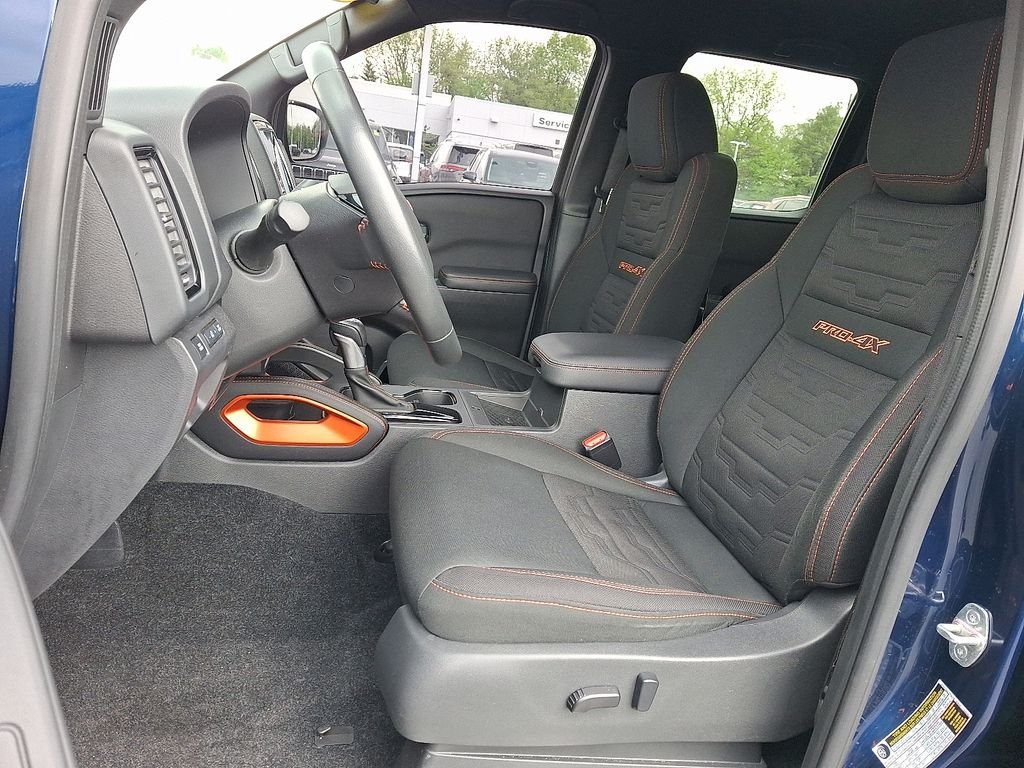 Used 2023 Nissan Frontier PRO-4X w/ Pro Convenience Package AWD/4WD image 14