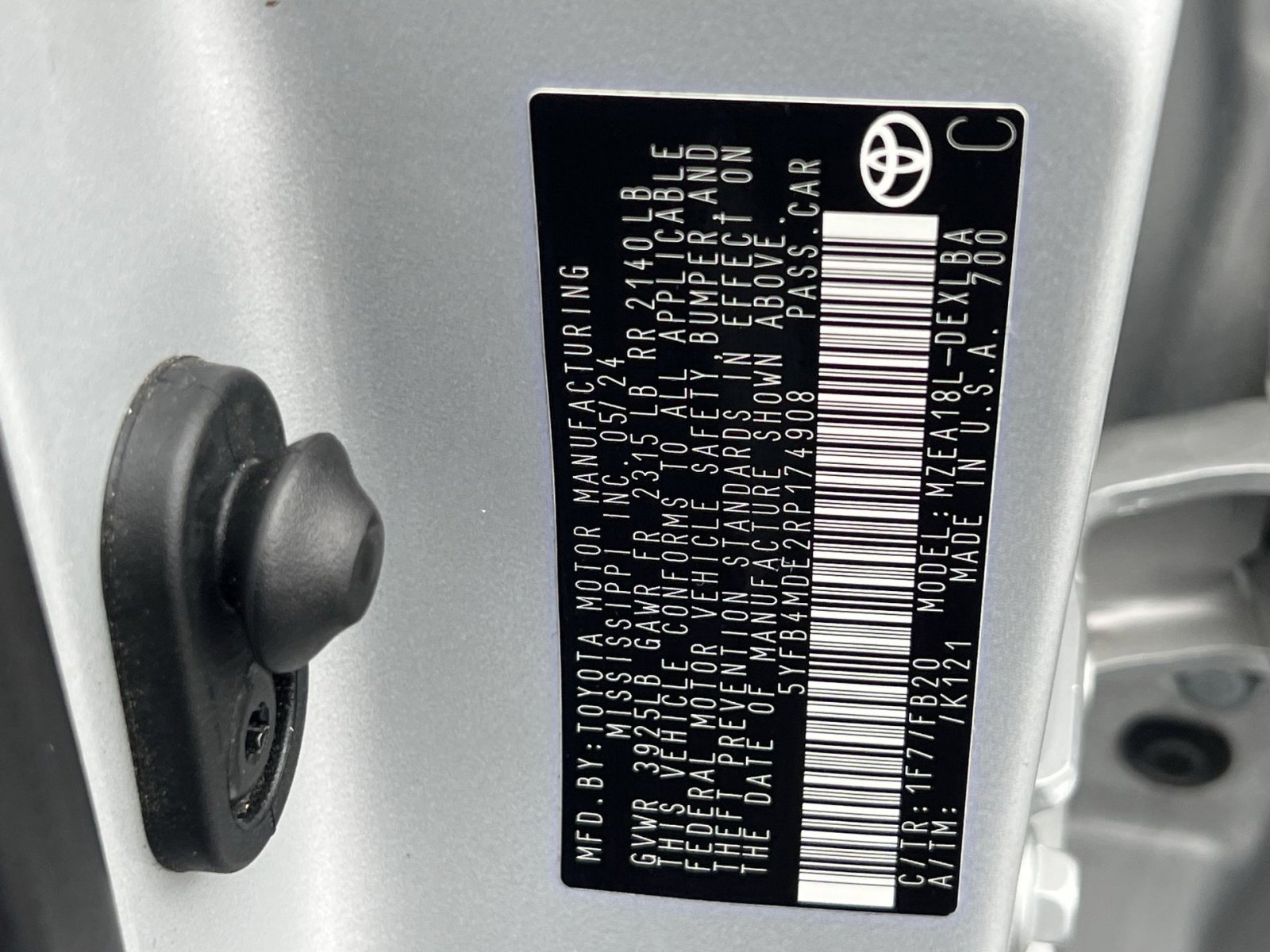 Used 2024 Toyota Corolla LE image 32