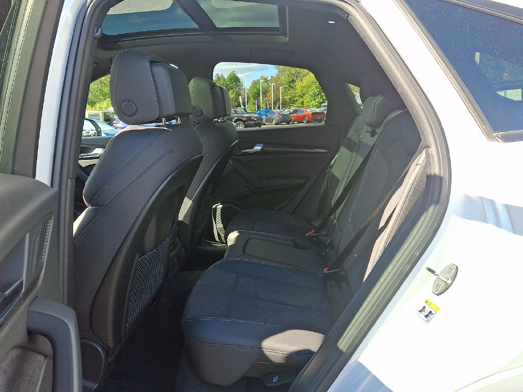 Used 2024 Audi SQ5 Premium Plus AWD/4WD image 11