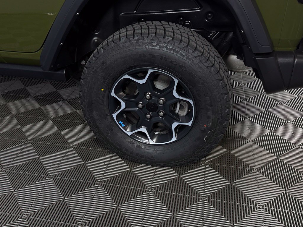 Used 2023 Jeep Wrangler Unlimited Rubicon 4xe w/ Cold Weather Group AWD/4WD image 11
