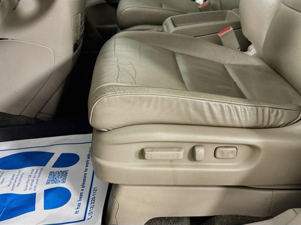 Used 2015 Honda Odyssey EX-L image 23