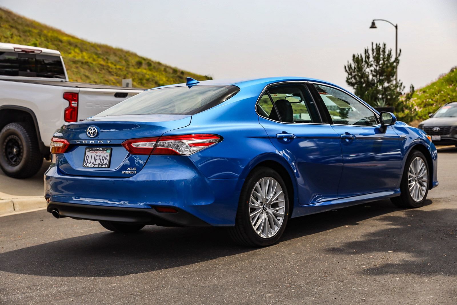 Certified 2019 Toyota Camry XLE w/ Driver Assist Package FWD image 4