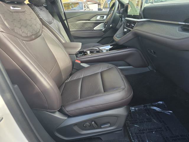 New 2026 Ford Explorer Platinum image 10