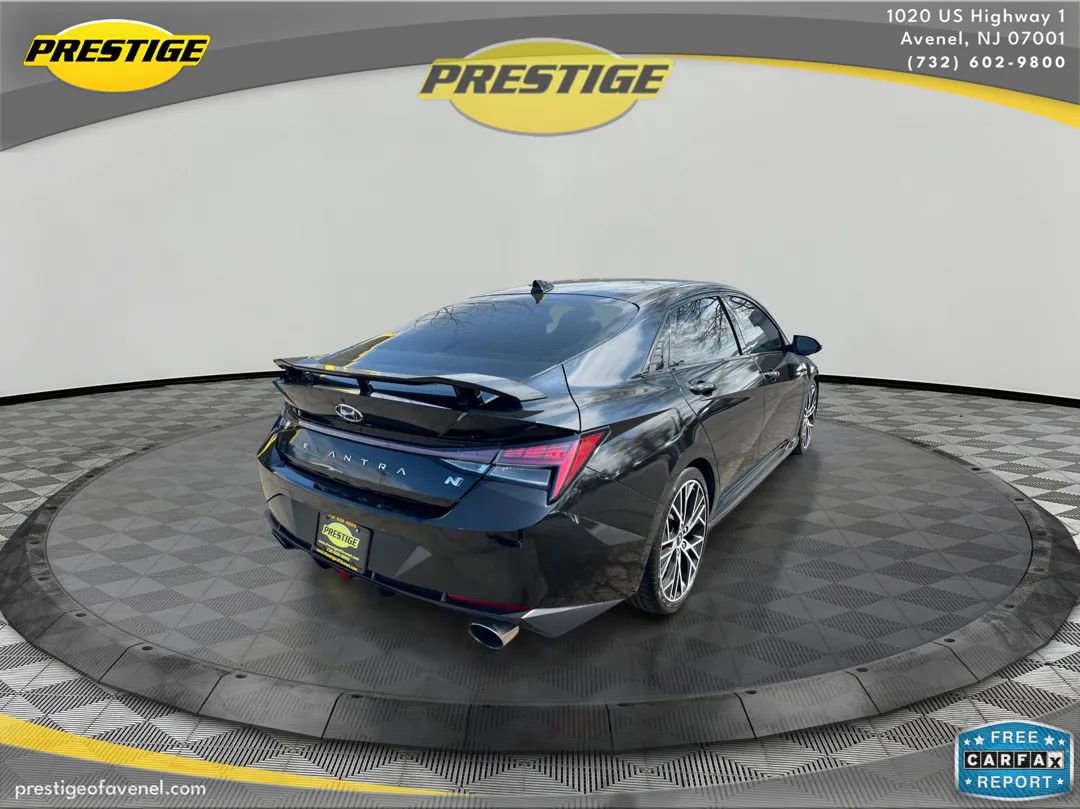 Used 2022 Hyundai Elantra N FWD image 5